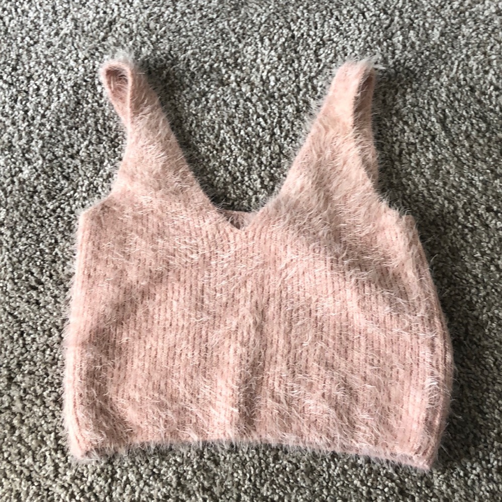 Bradely Michelle Pink Fuzzy Crop-top (size S)
